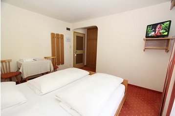Hotell Corvara in Badia 3